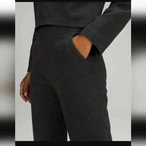 Lululemon Ribbed Straight Leg Super-High-Rise Crop 23" Heathered Black - Picture 5 of 8